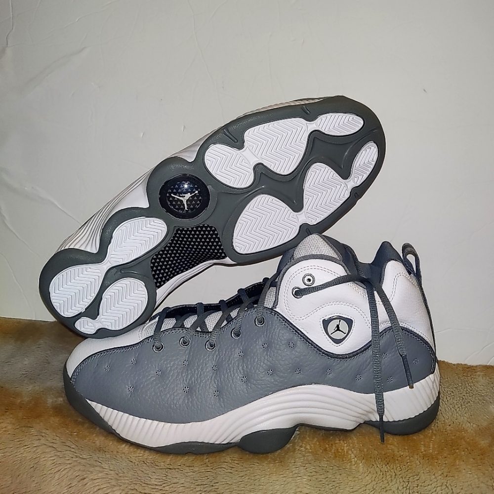 Nike Air Jordan Jumpman Team II Shoes Gray White 819175-100 Men's Sz 13